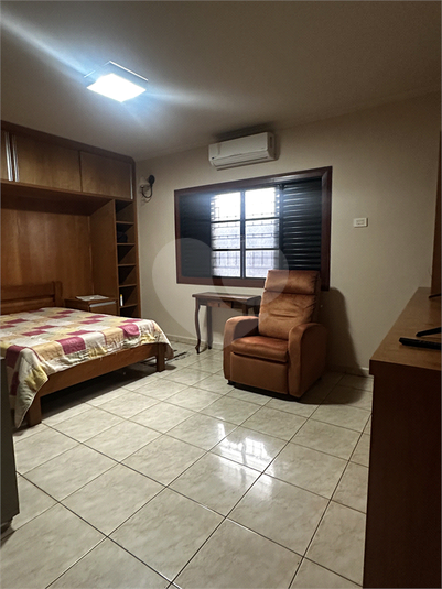 Foto REO1124444