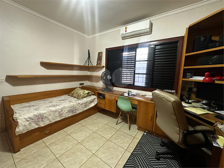 Foto REO1124444