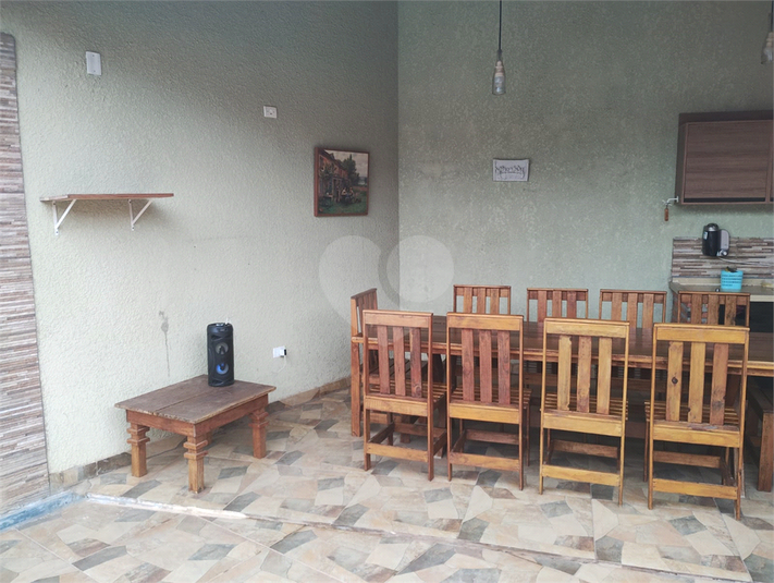 Foto REO1124446
