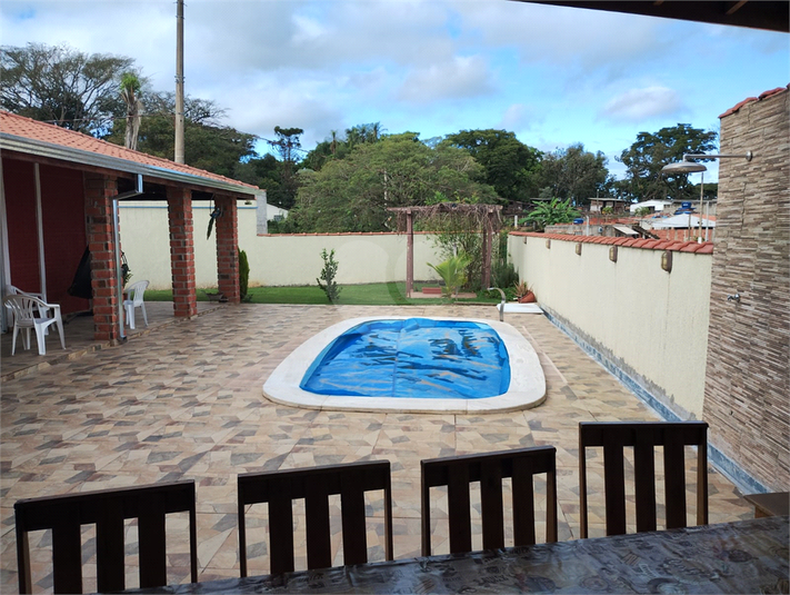 Foto REO1124446