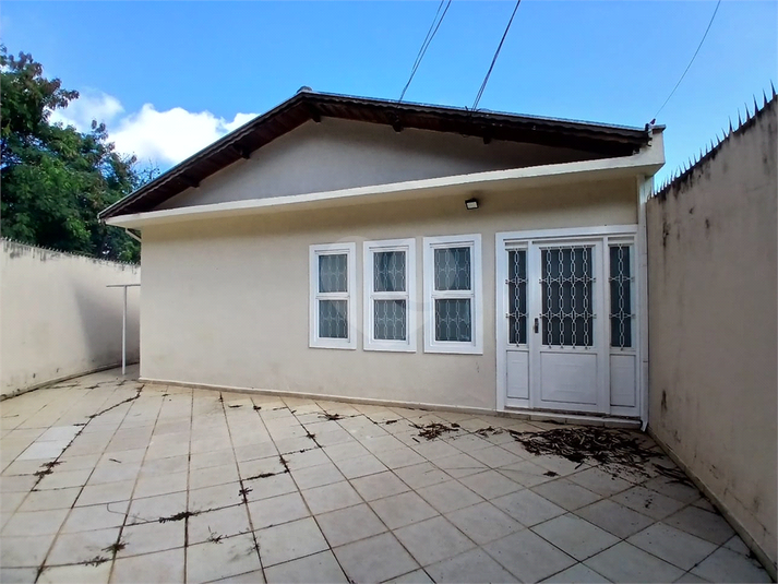 Foto REO1124447