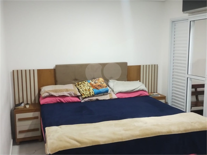 Foto REO1124469