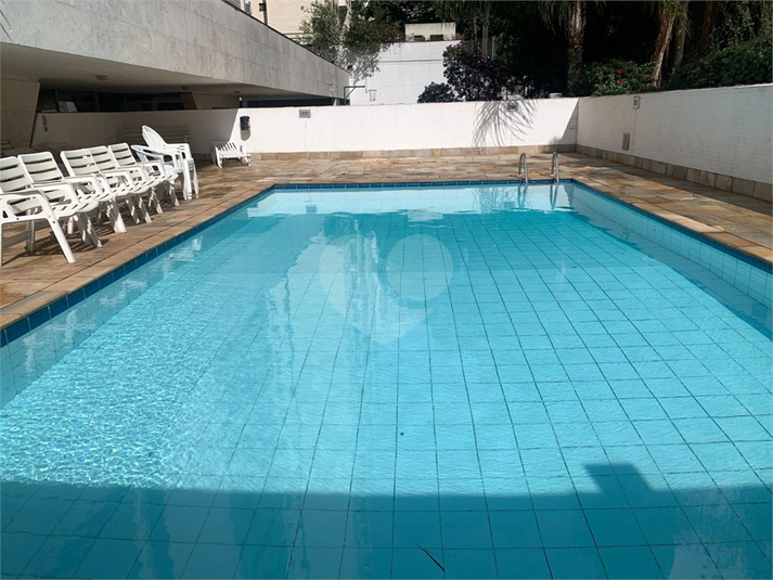 Foto REO1124475