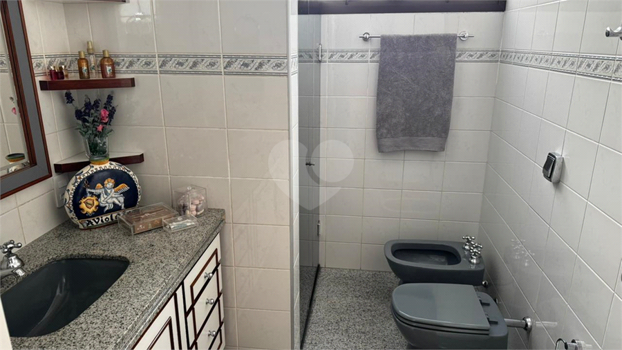 Foto REO1124499