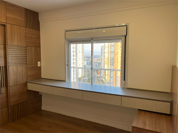 Foto REO1124541