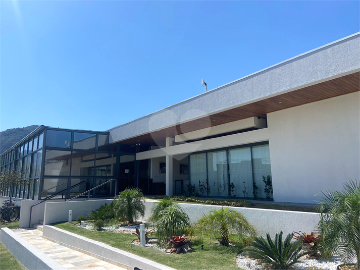 Foto REO1124543