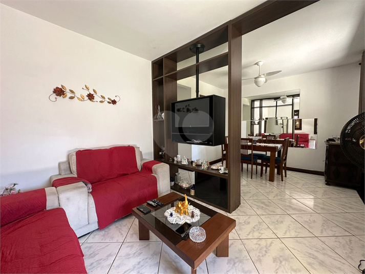 Foto REO1124578
