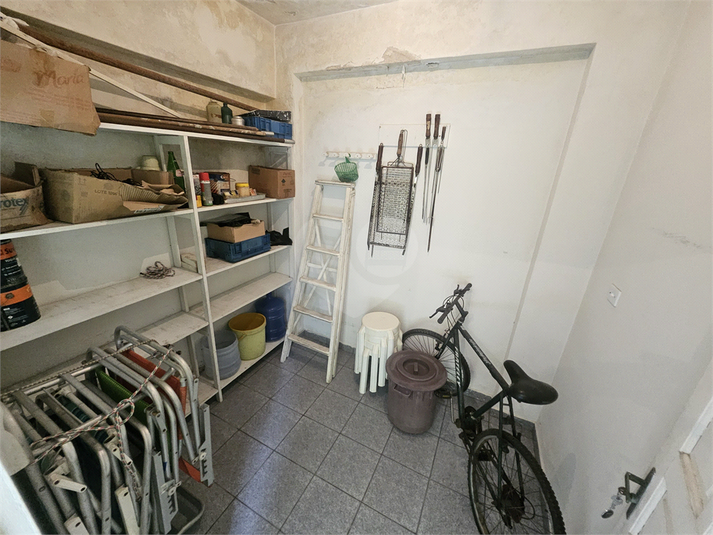 Foto REO1124601