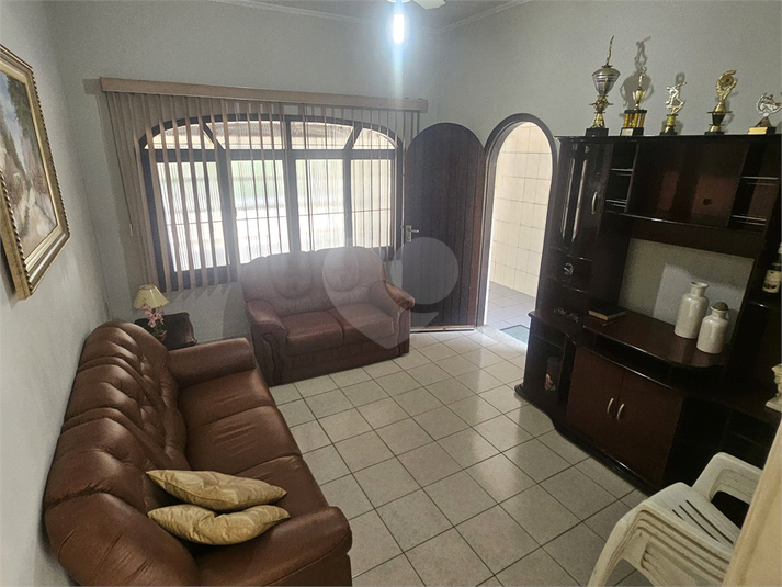 Foto REO1124601