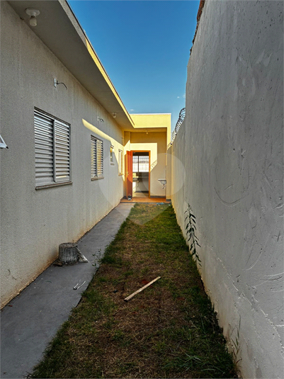 Foto REO1124613