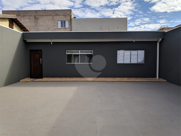 Foto REO1124619