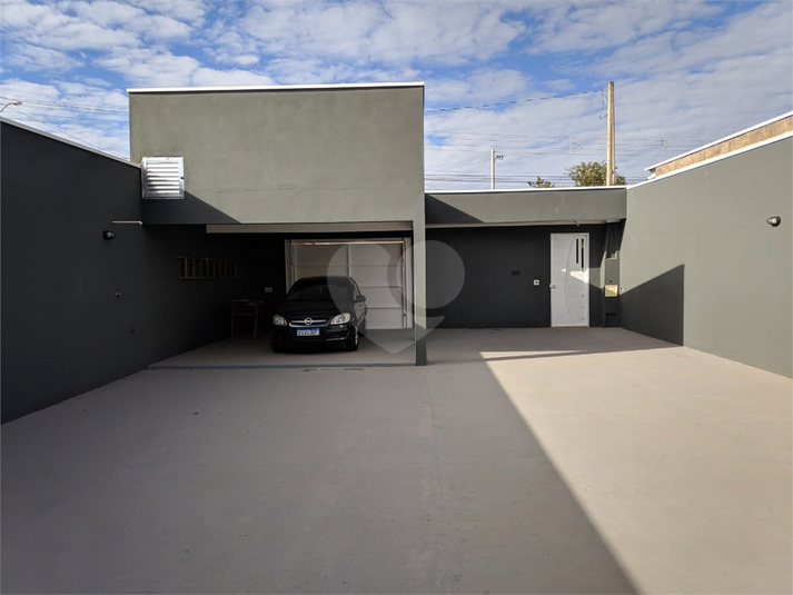 Foto REO1124619