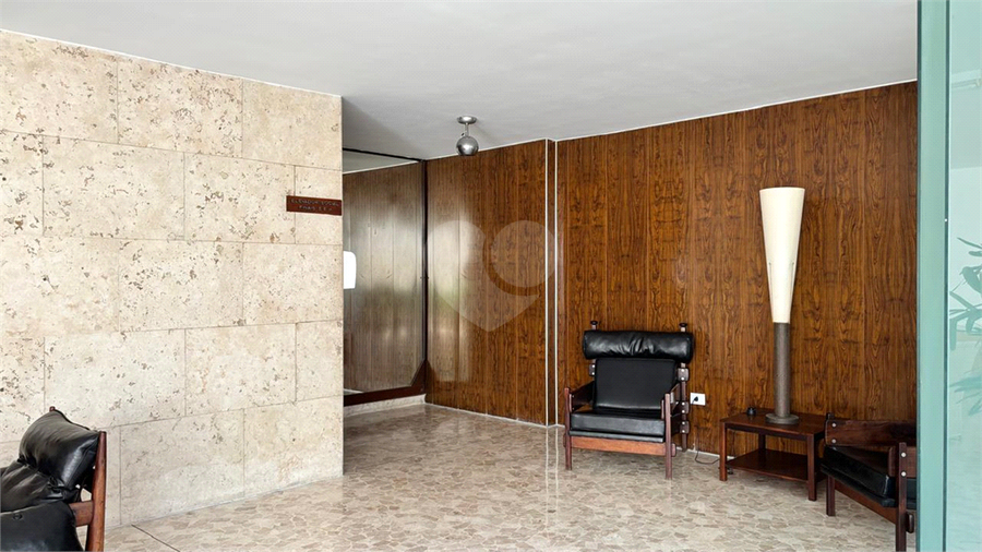 Foto REO1124621