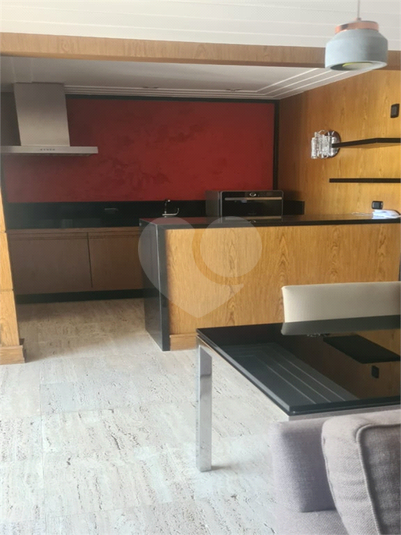 Foto REO1124623