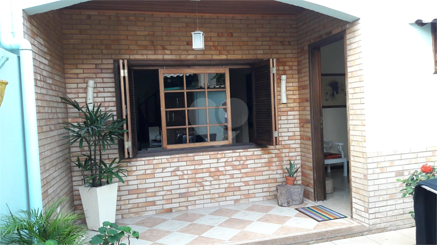 Foto REO1124627