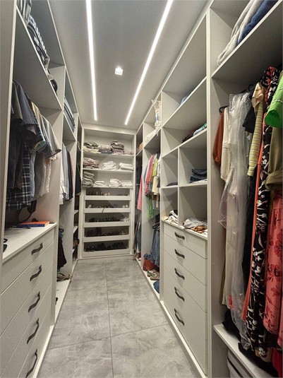 Foto REO1124651