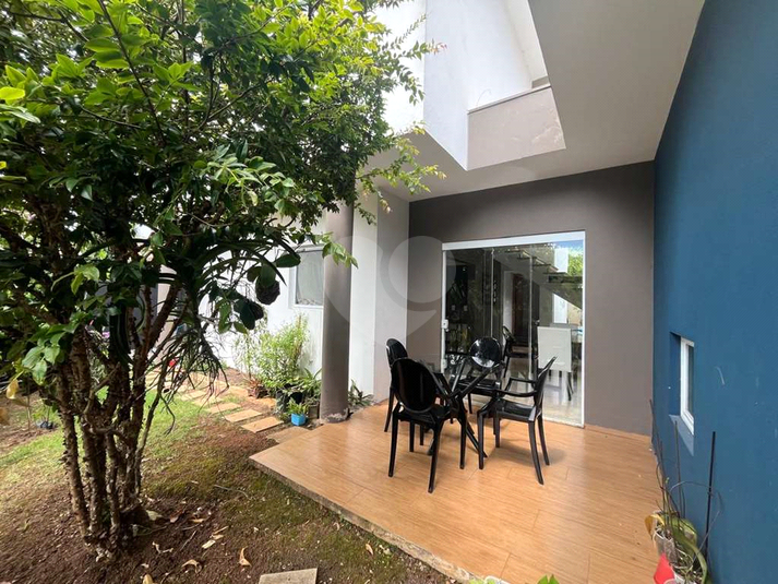 Foto REO1124687