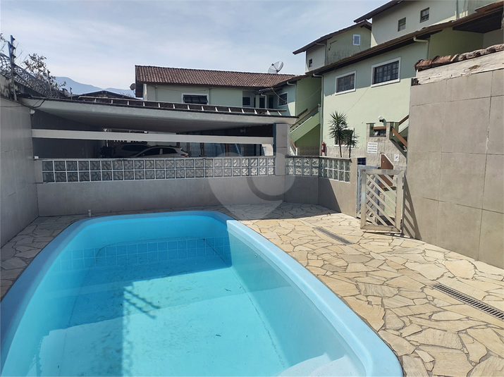 Foto REO1124695