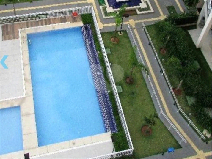 Foto REO1124700