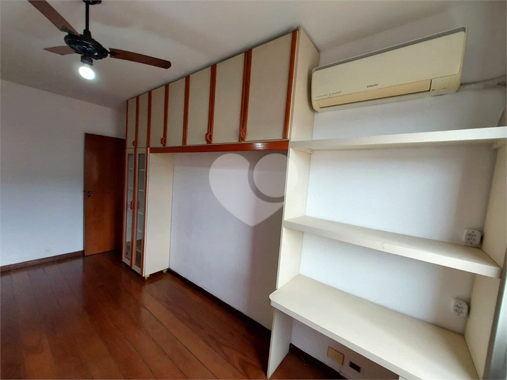 Foto REO1124720
