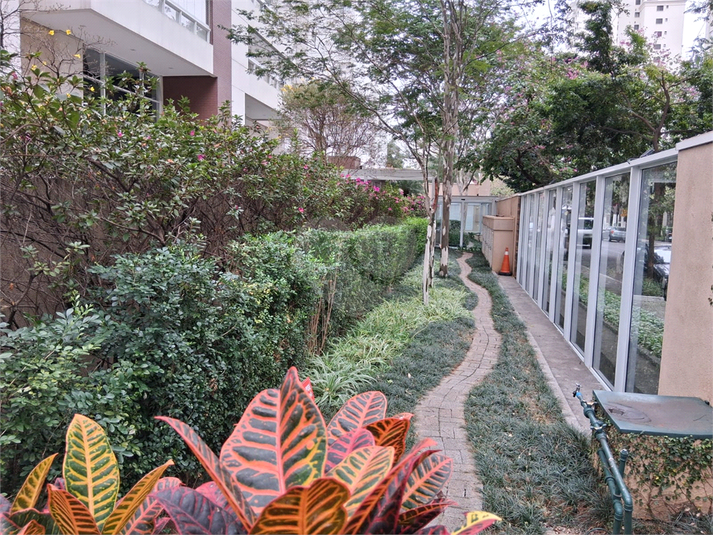 Foto REO1124724