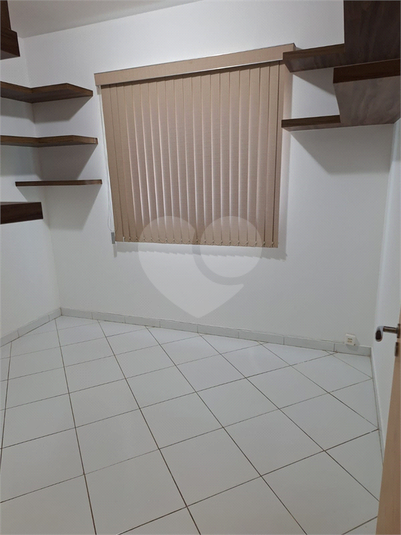 Foto REO1124757