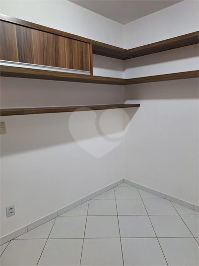 Foto REO1124757