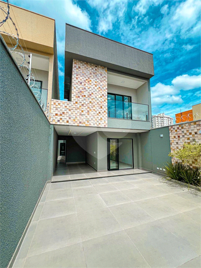 Foto REO1124808