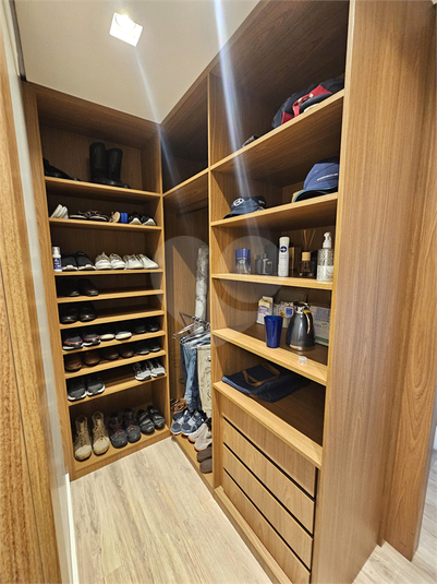 Foto REO1124825