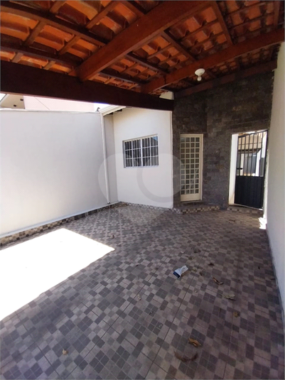 Foto REO1124837