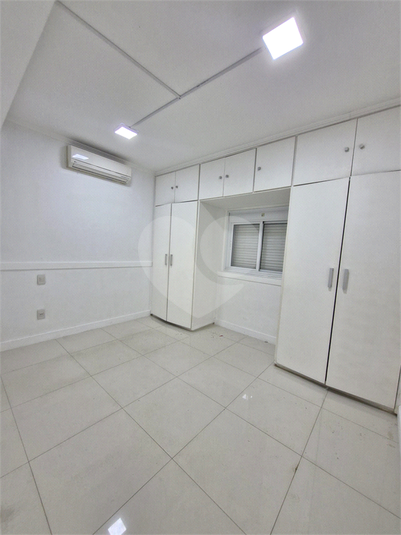 Foto REO1124838