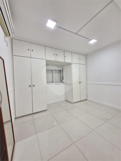 Foto REO1124838