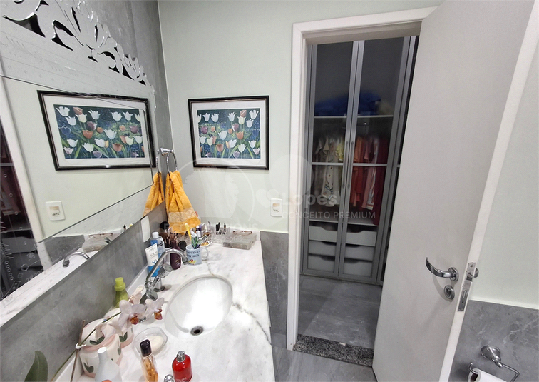 Foto REO1124844