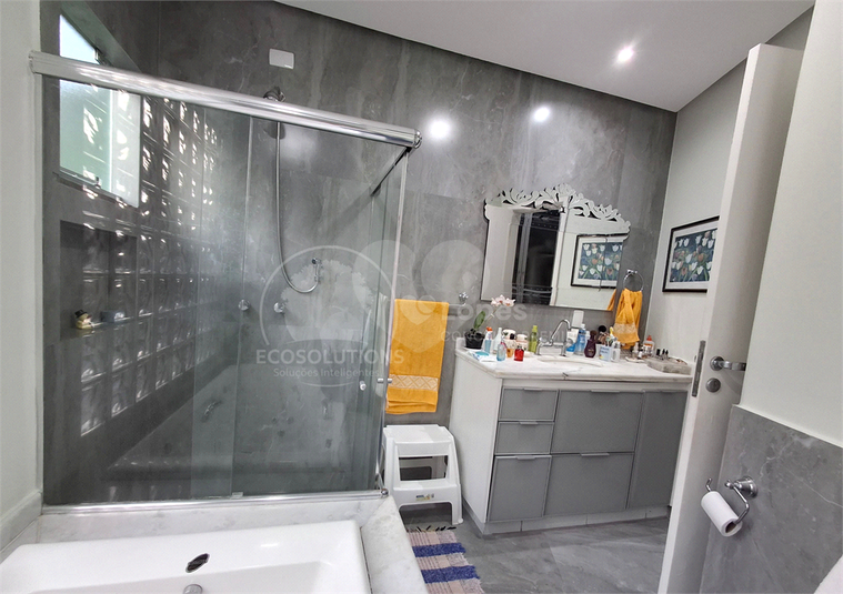 Foto REO1124844