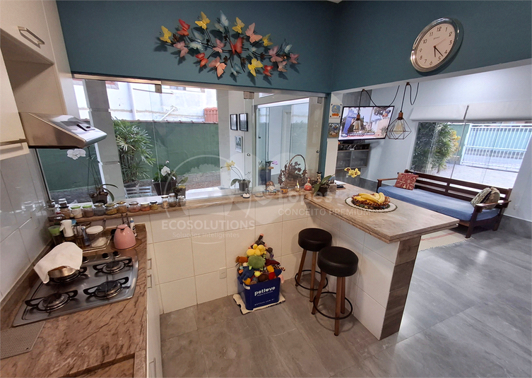 Foto REO1124844