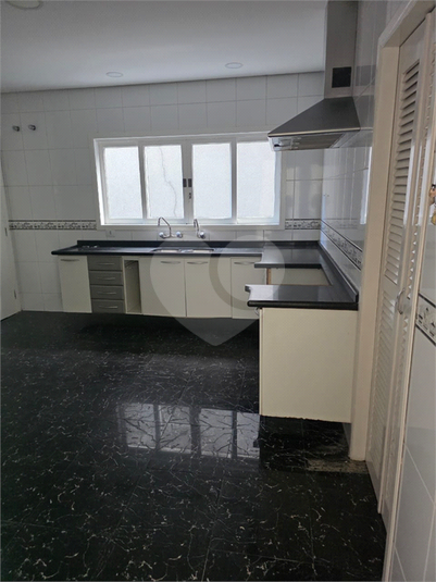 Foto REO1124850
