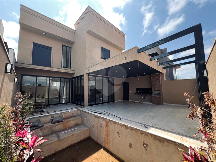 Foto REO1124860
