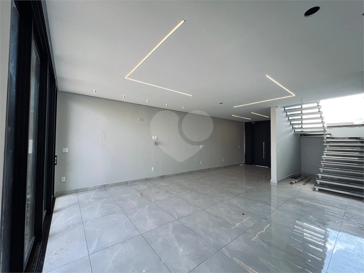 Foto REO1124860