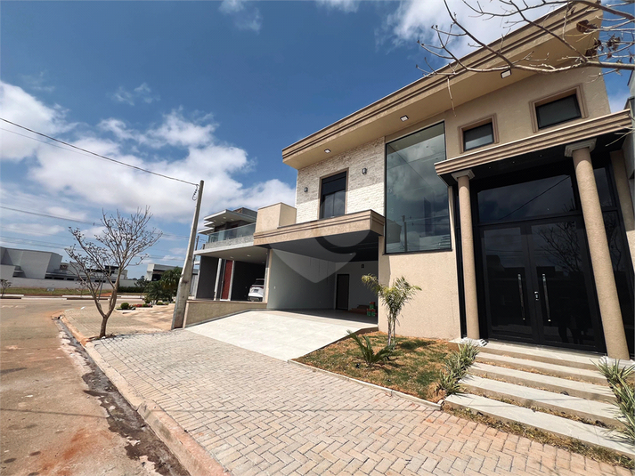 Foto REO1124860