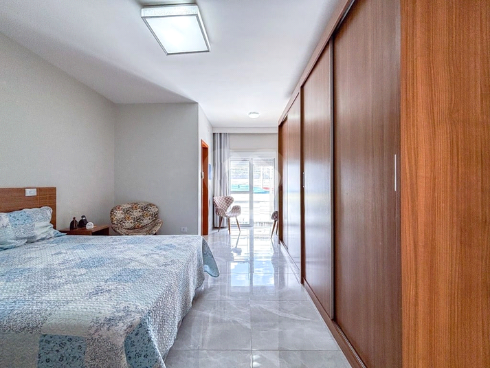 Foto REO1124905