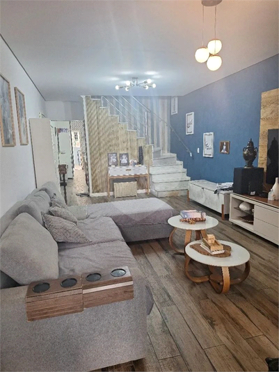 Foto REO1124914