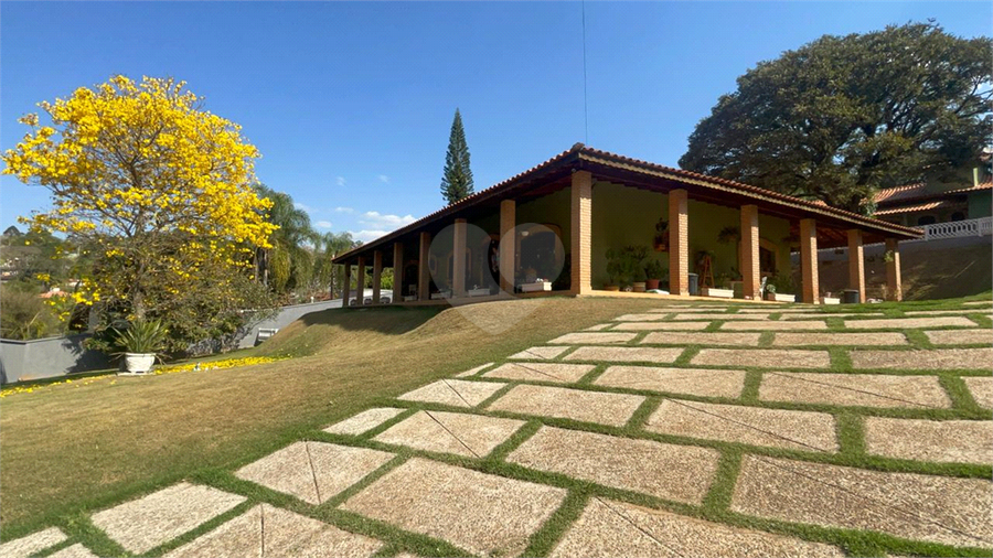 Foto REO1124917