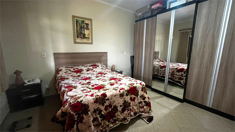Foto REO1124917