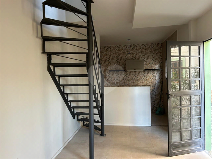Foto REO1124919