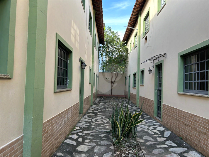 Foto REO1124919