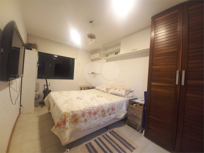 Foto REO1124928