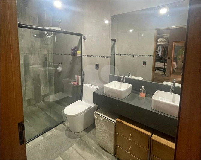 Foto REO1124929