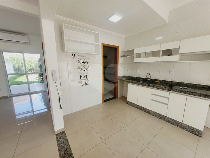 Foto REO1124936