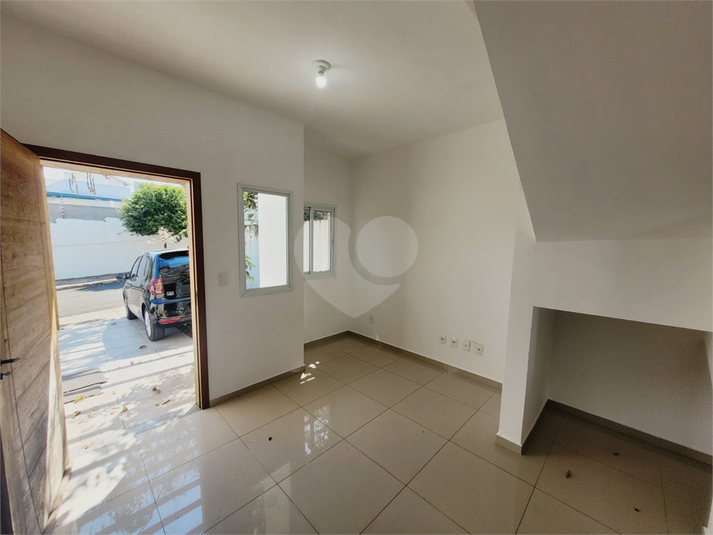 Foto REO1124936