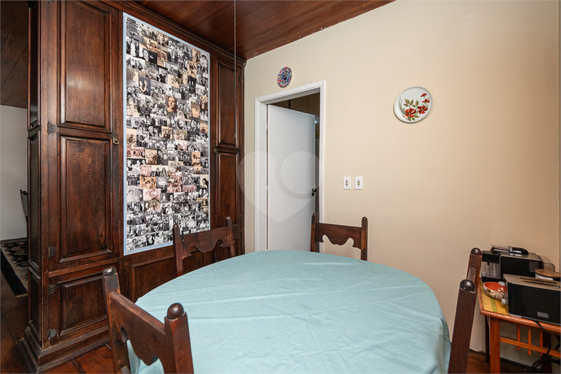 Foto REO1124950
